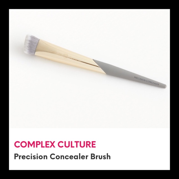 complex culture concealer brush